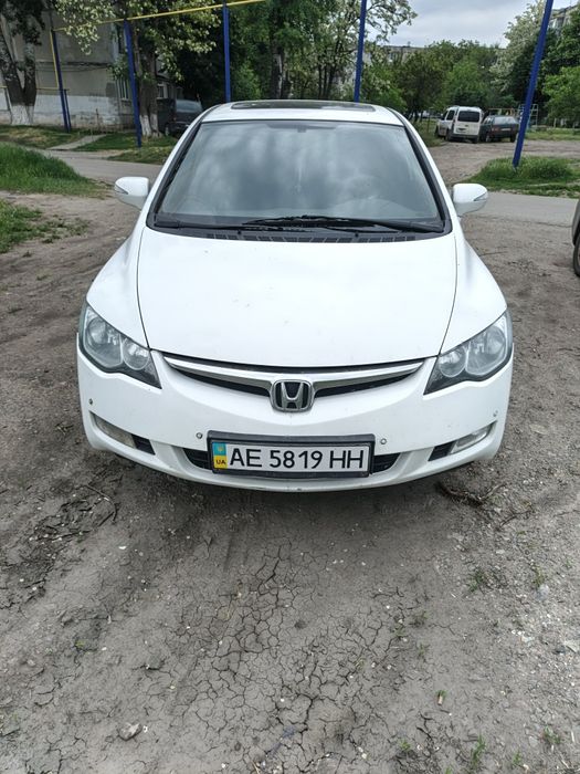 Honda civic 1.8 4d