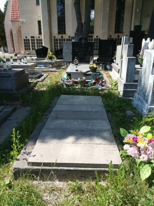 grób na ul. Unickiej