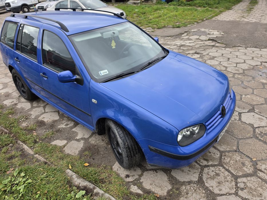 Vw Golf Kombi  2.0 Benzyna Hak Alufelgi