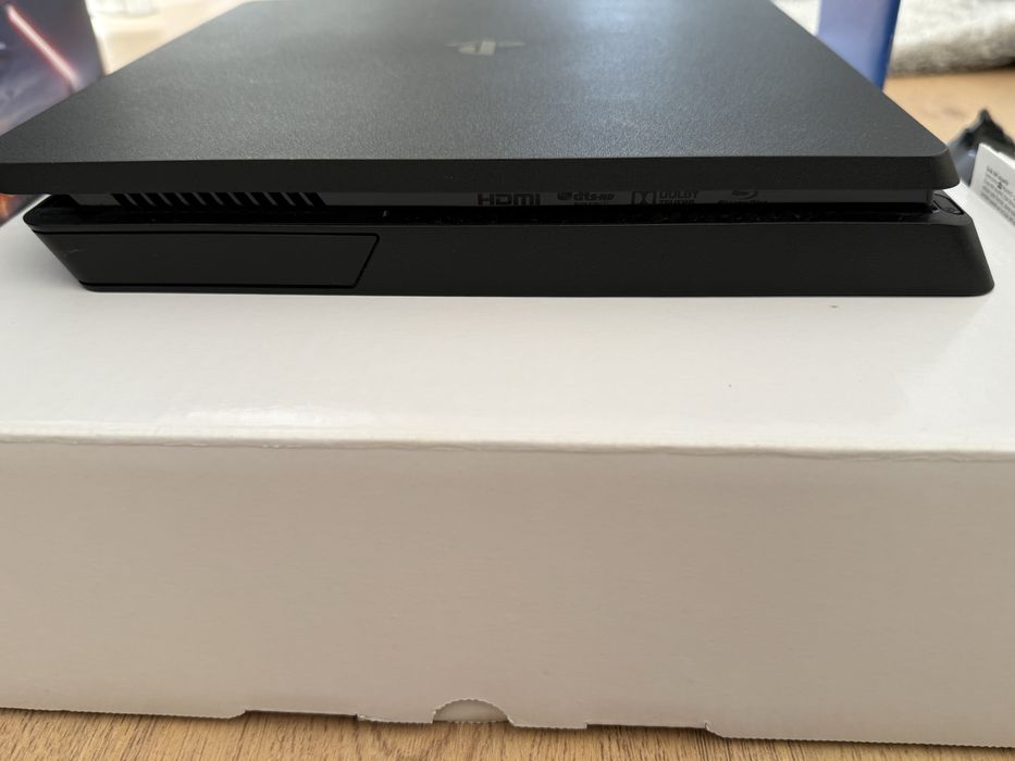 Playstation 4 Slim 1TB