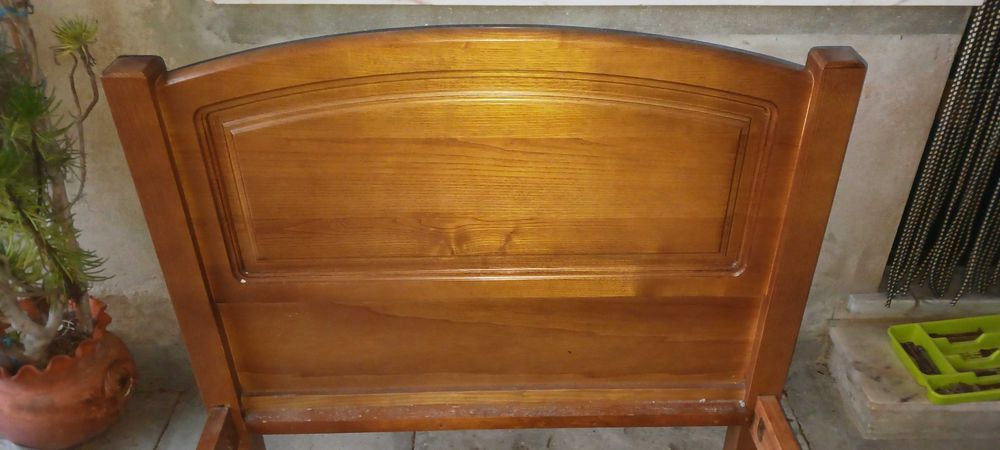 Cama em madeira Maciça de Castanho
