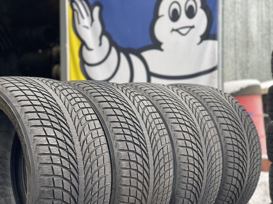 Шини зимові 4шт 295/35 R21 Michelin Latitude Alpine LA2