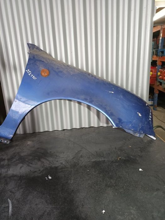 Guarda Lamas Nissan Micra MK2 DIREITO  Azul