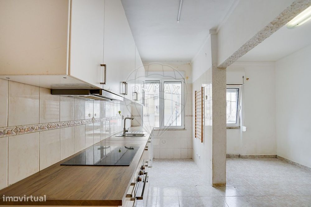 Apartamento T4 para venda — Venteira, Lisboa