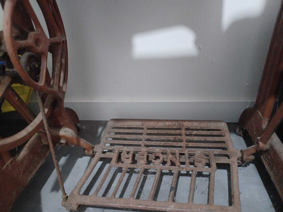 Máquina de costura Singer