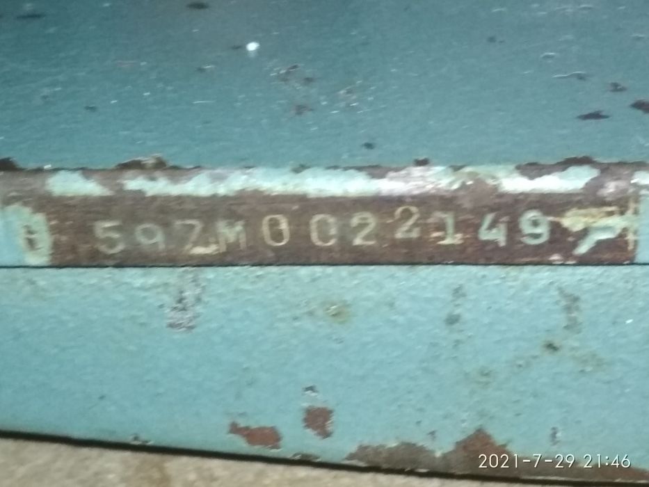 Продам промышленную фабричную электро швейную машину " 597 М"