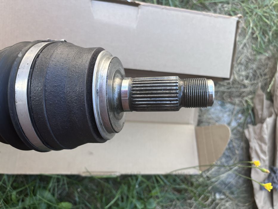 Напіввісь/Полуось Acura MDX/ Honda Pilot