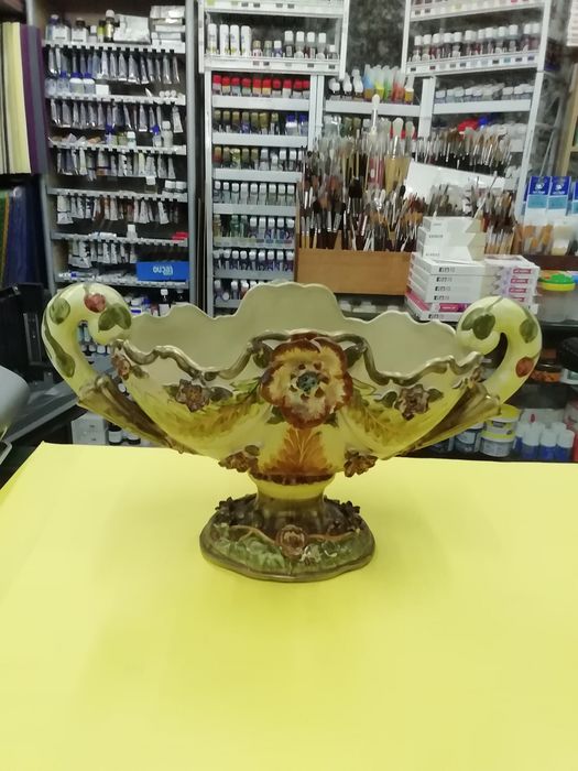 Fruteira pintada á mão