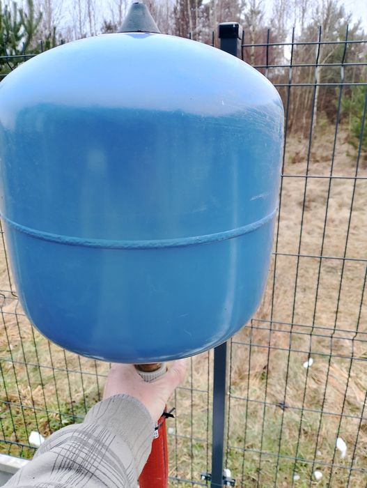 Naczynie wzbiorcze reflex