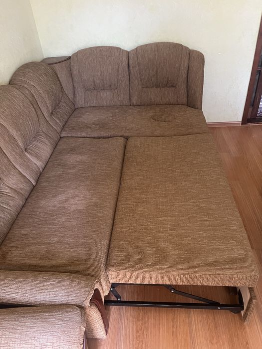 Продам диван і крісло