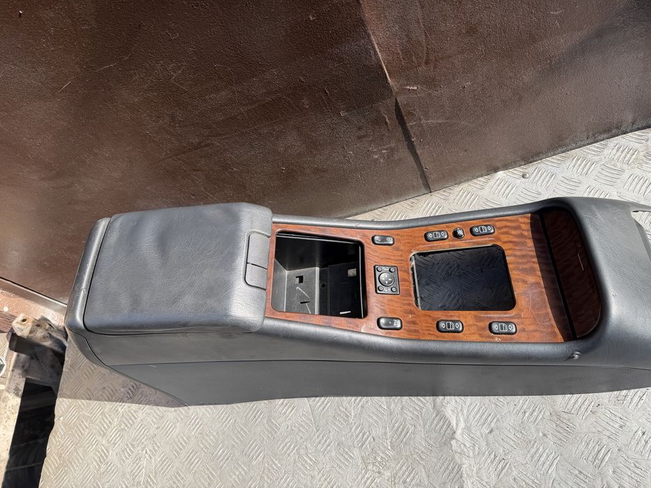 Подлокотник кнопки стеклоподьемников mercedes w163 ml год 03