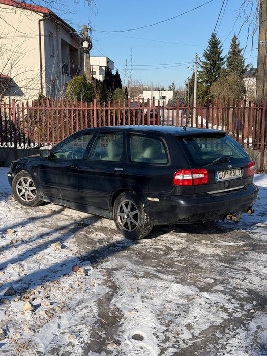 Volvo V40, 2.0 LPG, 163 KM Alufelgi Hak Święta Otwarte