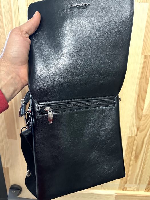 Продам муж сумку натуральная КОЖА!