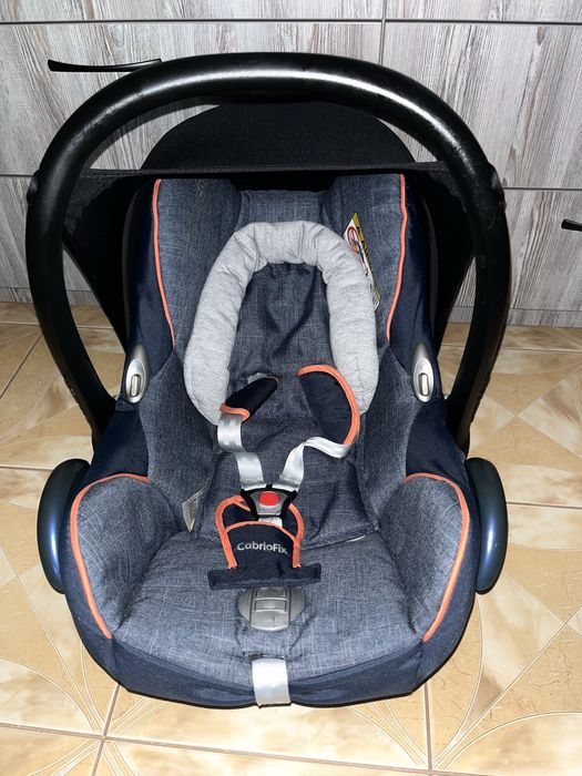 Автокрісло maxi cosi 0 +