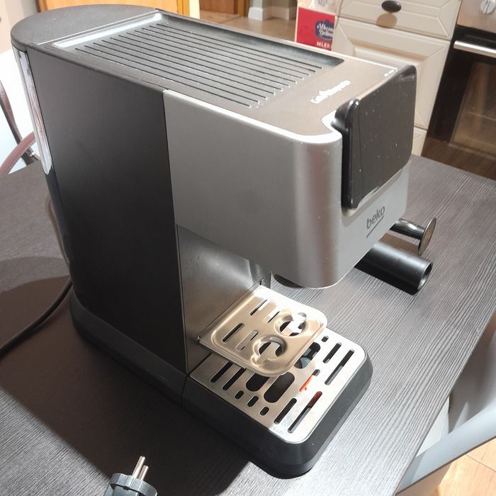 Ekspres kolbowy Beko Caffeexperto