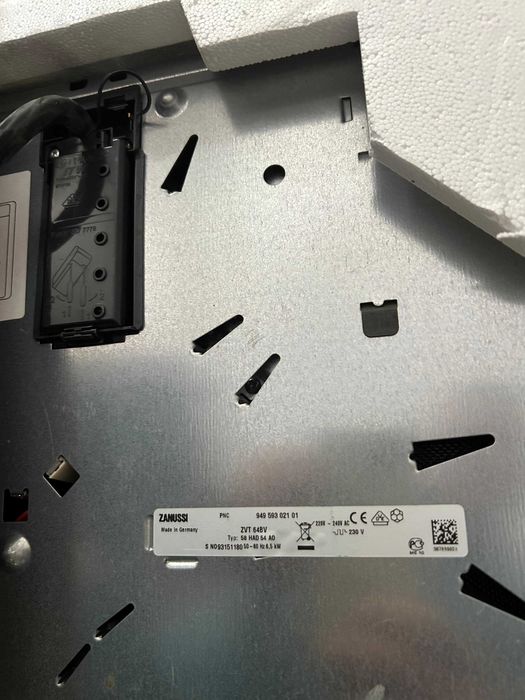 Placa de vitrocerâmica Zanussi (Made Germany)