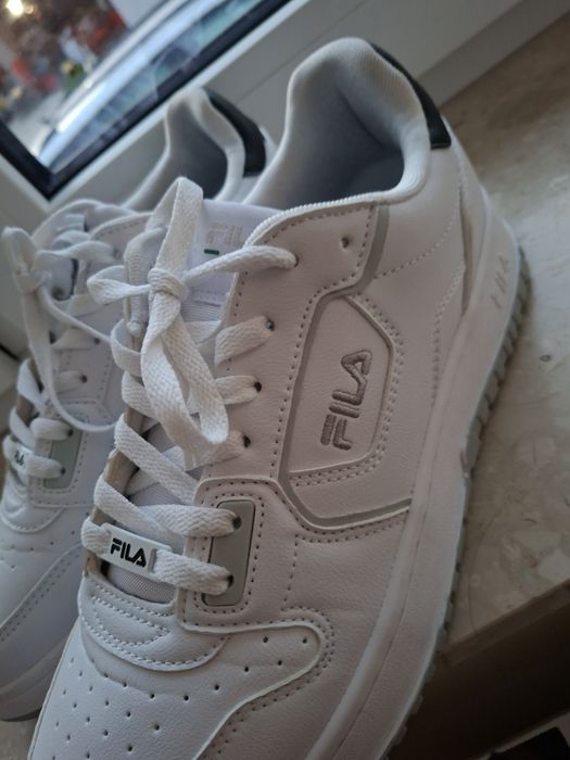 Białe buty Fila 45 Jak nowe