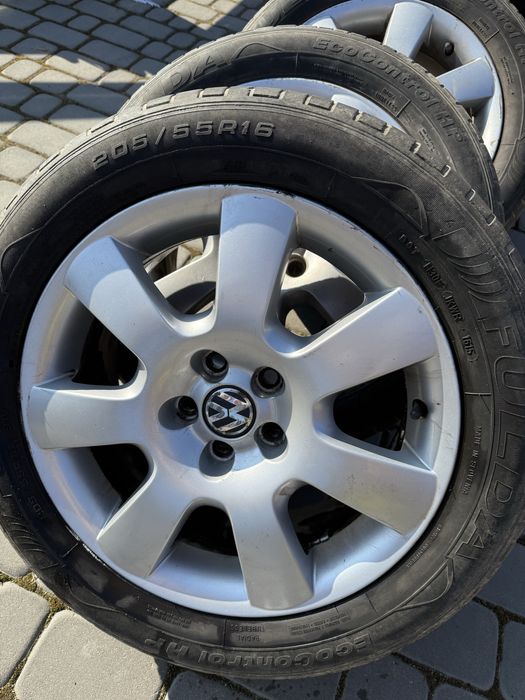 Opony z felgami 16