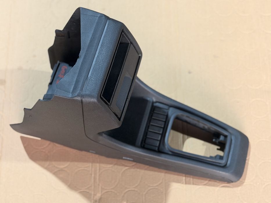 Consola central Golf 2