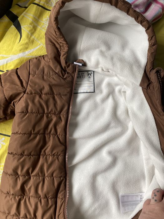 Комбинезон на 4-6 месяцев . На теплую зиму и холодную весну