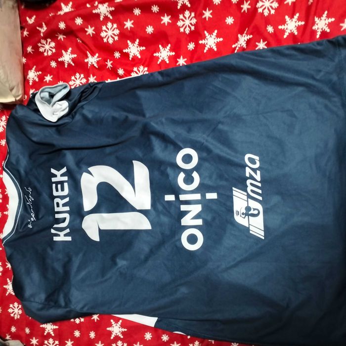 Sprzedam koszulki siatkarskie