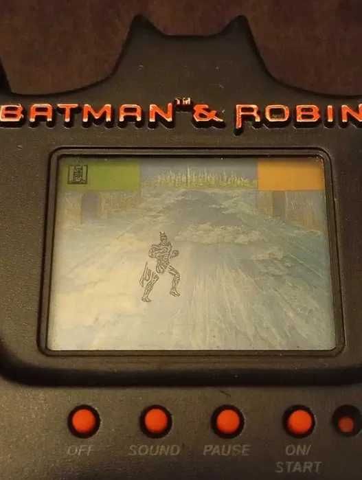 Tiger Electronics Batman & Robin 1997