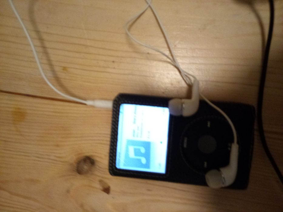 iPod 160 G z plus akcesorja