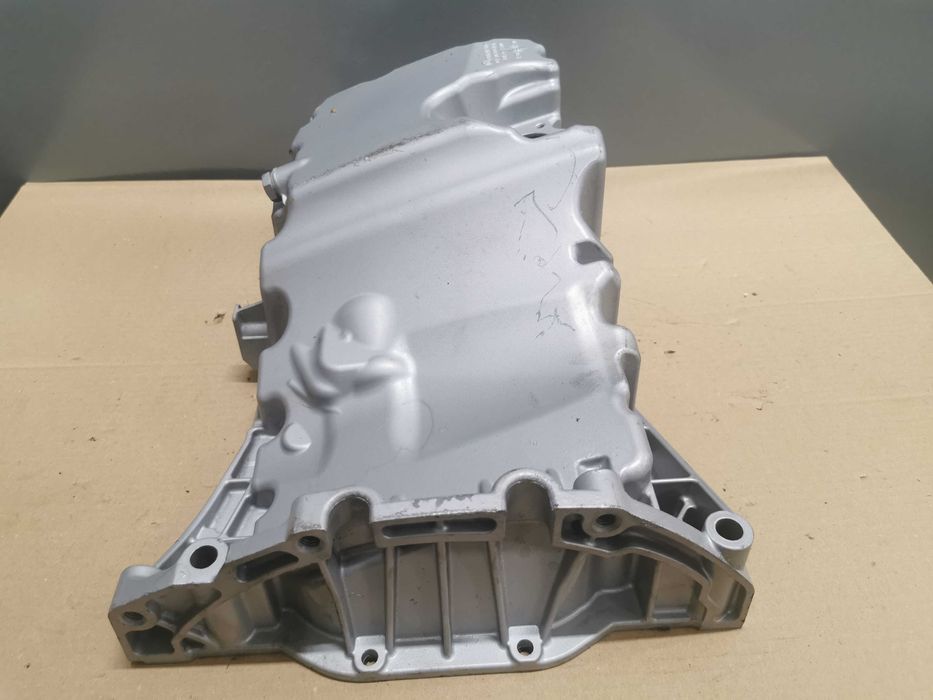 Audi A4 2.0 tdi miska olejowa