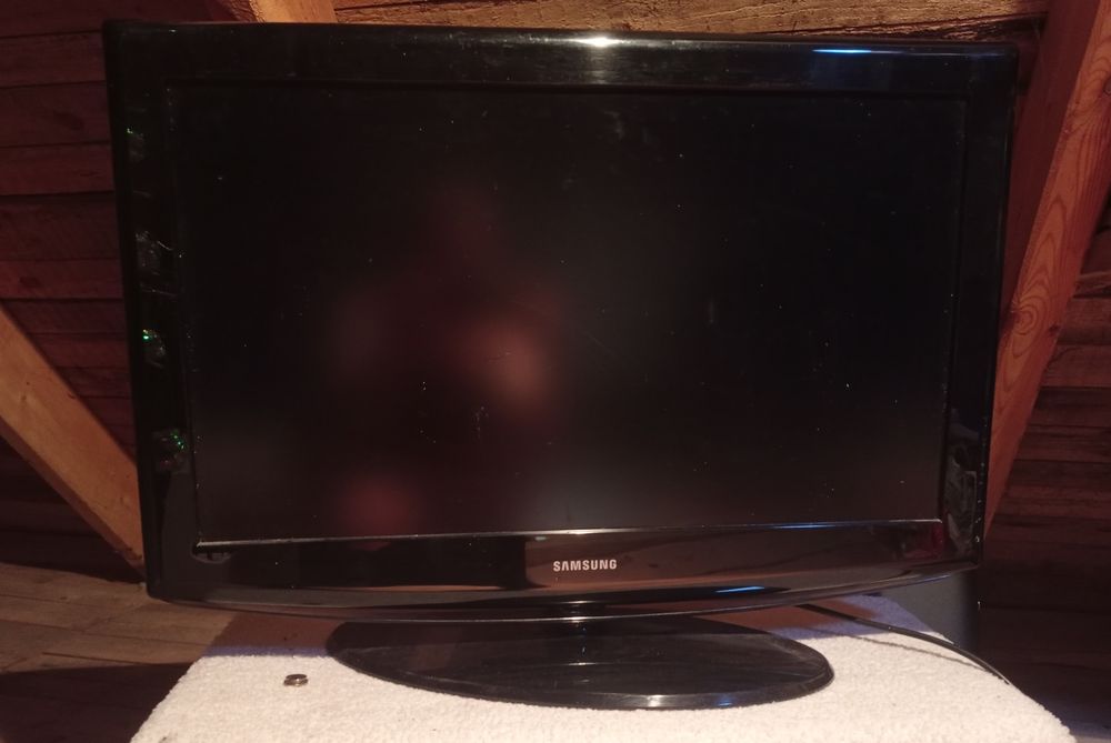 Samsung Telewizor 32 cale sprawny HDMI