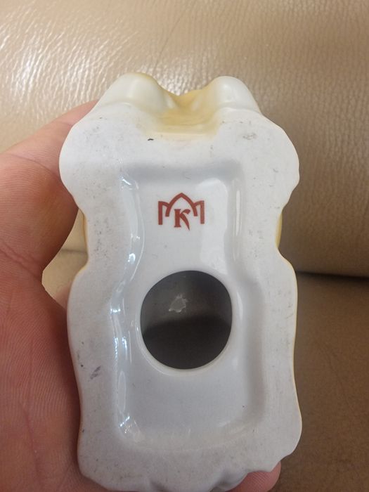 Статуетка бульдог, Коростень