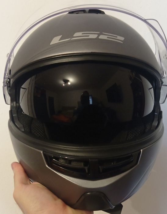 Capacete semi novo!