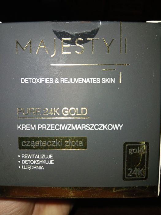 Krem do twarzy z 24 karatowym zlotem