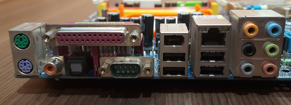 Материнська плата Gigabyte GA-M555-S3 (rev. 2.0)