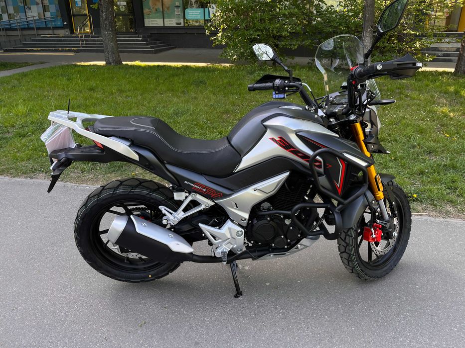 Мотоцикл SPARK SP300T-3