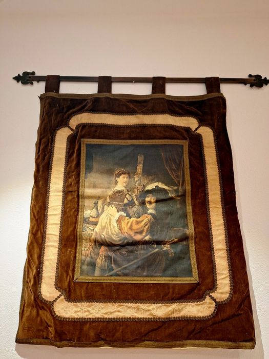 Stary gobelin chorągiew
