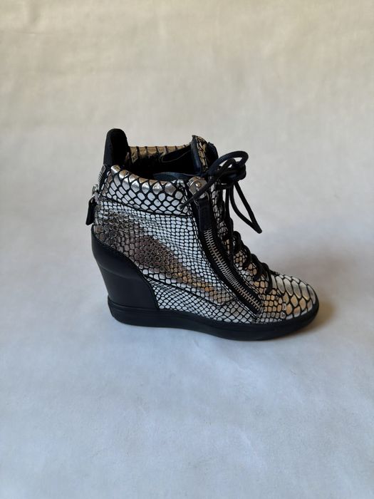 Guiseppe Zanotti Design Python Print Wedge High Top Y2K Sneakers сникерсы на платформе