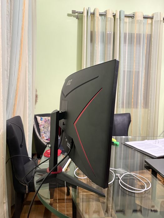 Monitor Gaming Curvo AOC | 240hz | 0.5ms64739474692737121