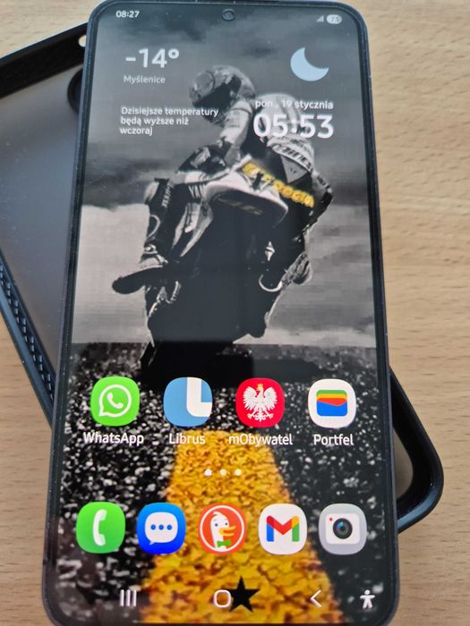 Samsung S23 sprzedam.