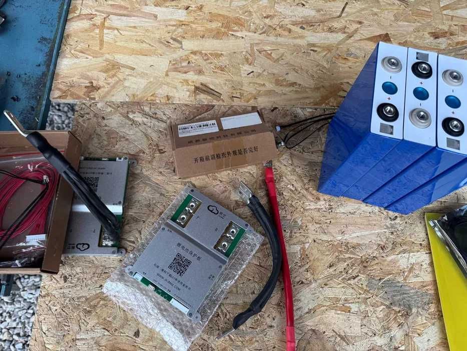 Набір для збірки  Акумулятор 24В - 2.6кВт LiFePO4 105 Aг - В НАЯВНОСТІ