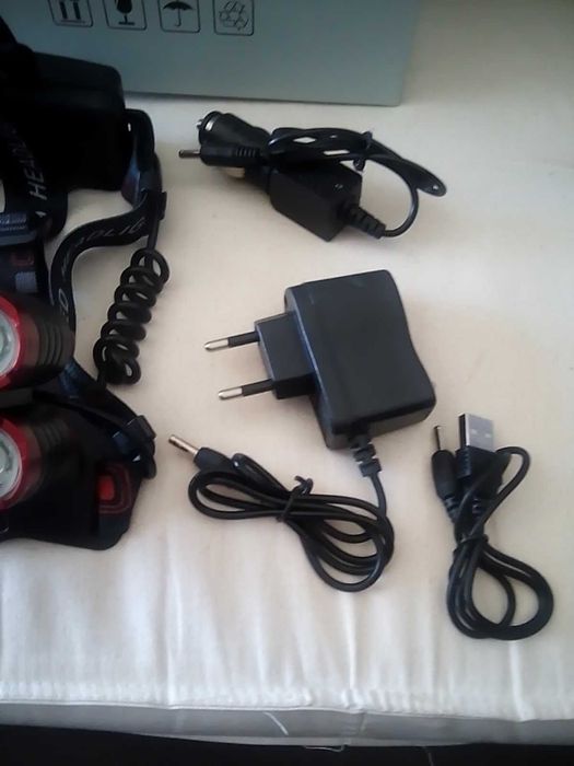 Lanterna Em aluminio lacado de led com bateria