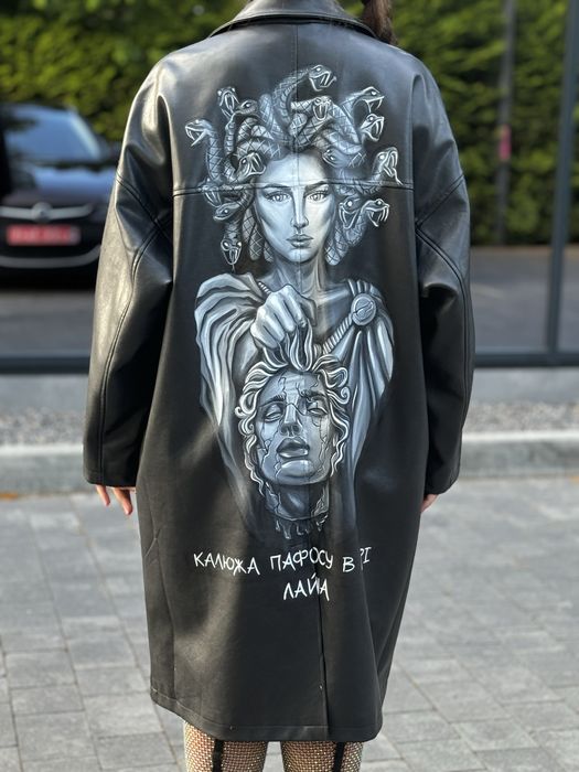 Шкіряний плащ Karl Kani