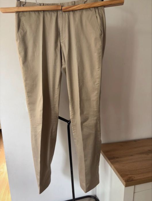 Garnitur męski beżowy Angelo Litrico Slim Fit 100% bawełna rozm. 50
