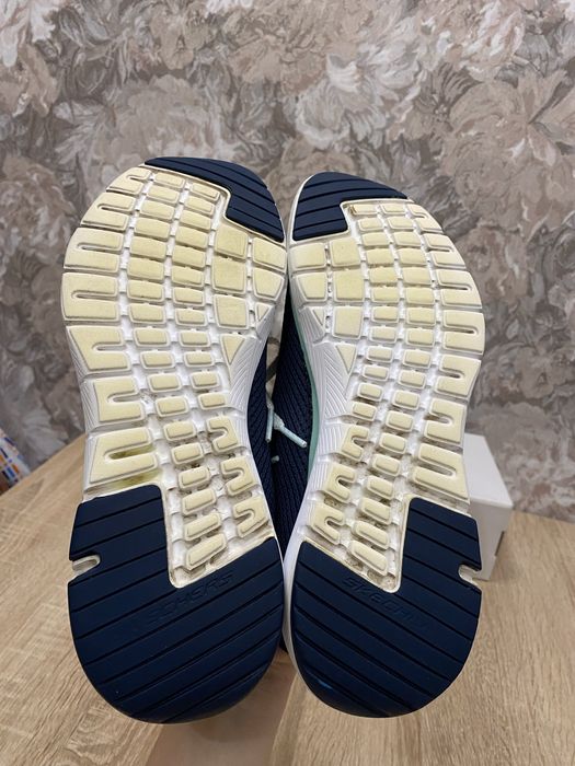 Skechers кросівки кроси кроссовки