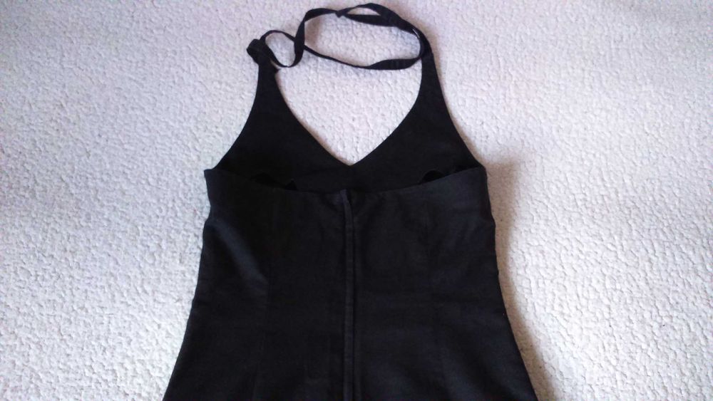 Чорна сукня з льону  від H&M    р.36