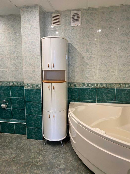 4-кімн. квартира по вул. Левка Лук’яненка, 2Л. Оболонь. Мінська