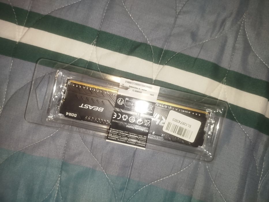 Оперативна памʼять Kingston Fury DDR4-3200 16384 MB PC4-25600 Beast Bl