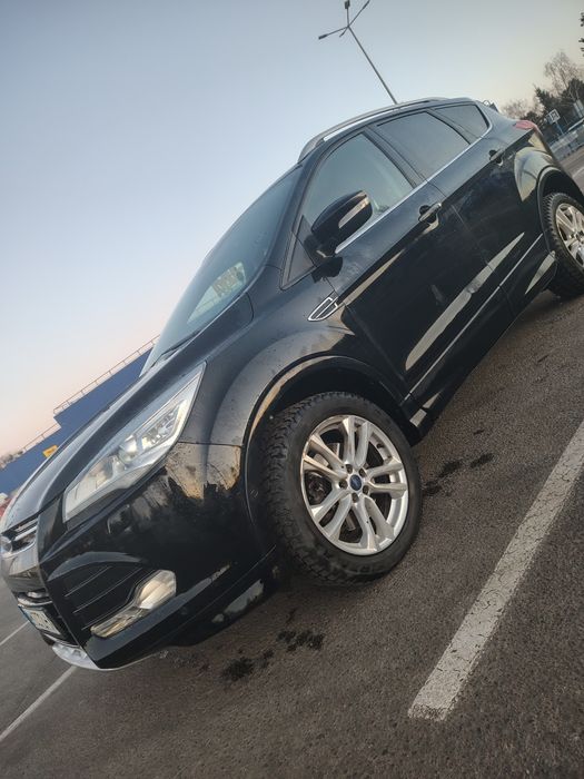 Ford Kuga 2015 рік