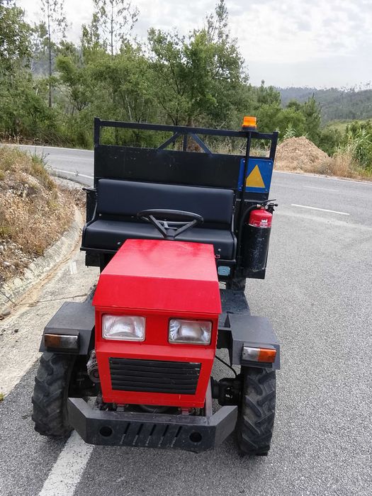 Trator tratocarro 14cv 4x4 com motor de arranque