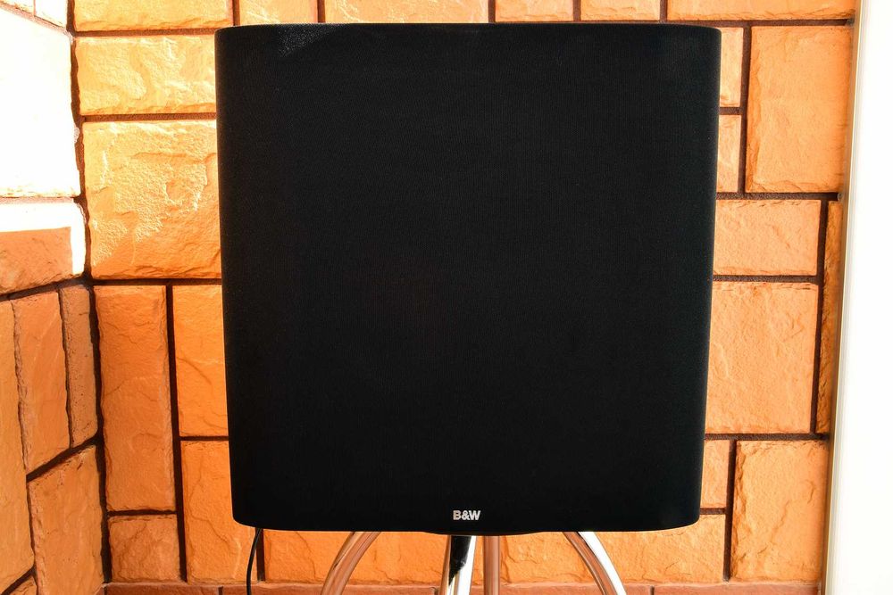 Subwoofer do muzyki B&W ASW-650 I właściciel