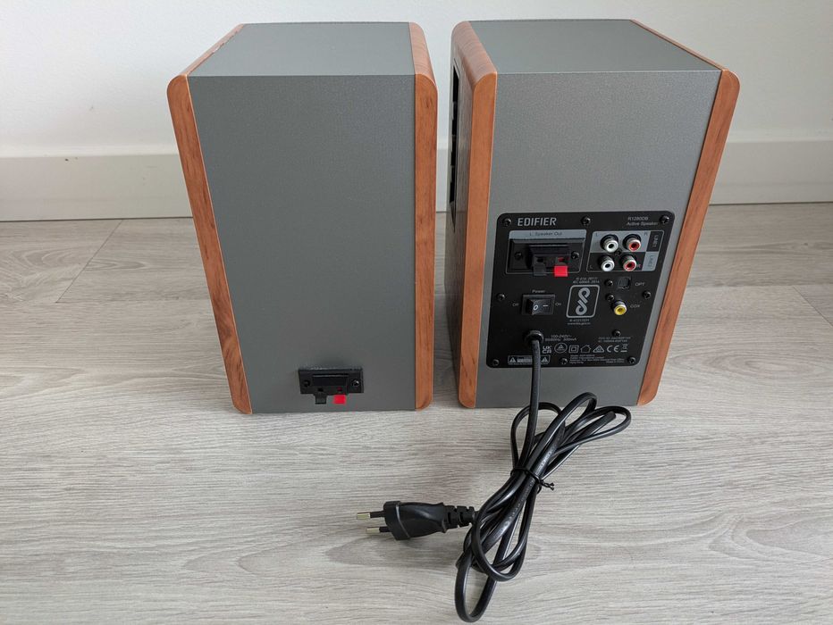 Głośniki Edifier R1280DB 2.0 RCA OPT Bluetooth 42W Pilot